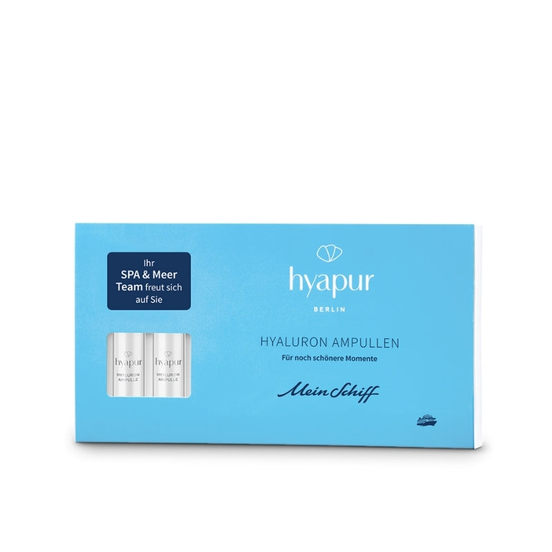 Die hyapur® Berlin Hyaluron Ampullen im Mein Schiff Design bekommst du sonst nur in der Mein Schiff Suite. Sie eignen sich perfekt, wenn du eine liebe Person überraschen willst und sind selbstverständlich auch optimal geeignet für die nächste Reise.