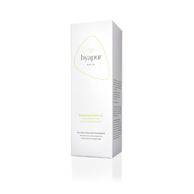 Die GREEN Reinigungsmilch kommt in der ressourcenschonenden Kartonage zu dir nach Hause. Recyclingfähig und plastikfrei. 